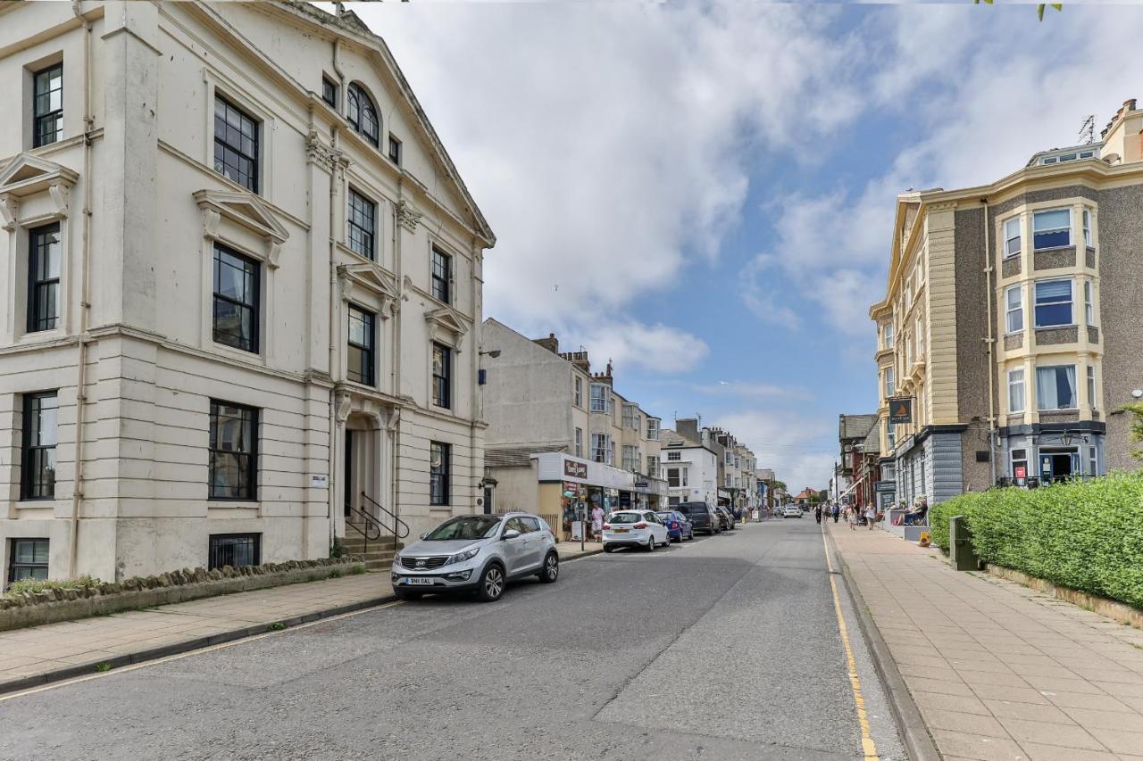 Finest Retreats - Belle House, 6 Apartment Filey